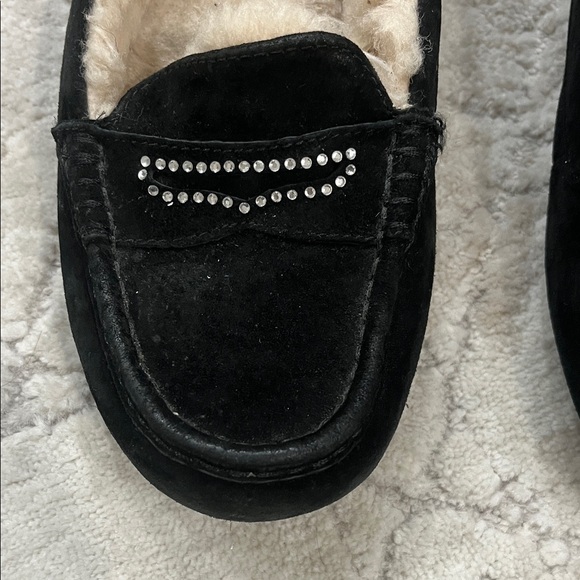 UGG Ansley Women's Black Loafer with Rhinestone Detail - Picture 4 of 10
